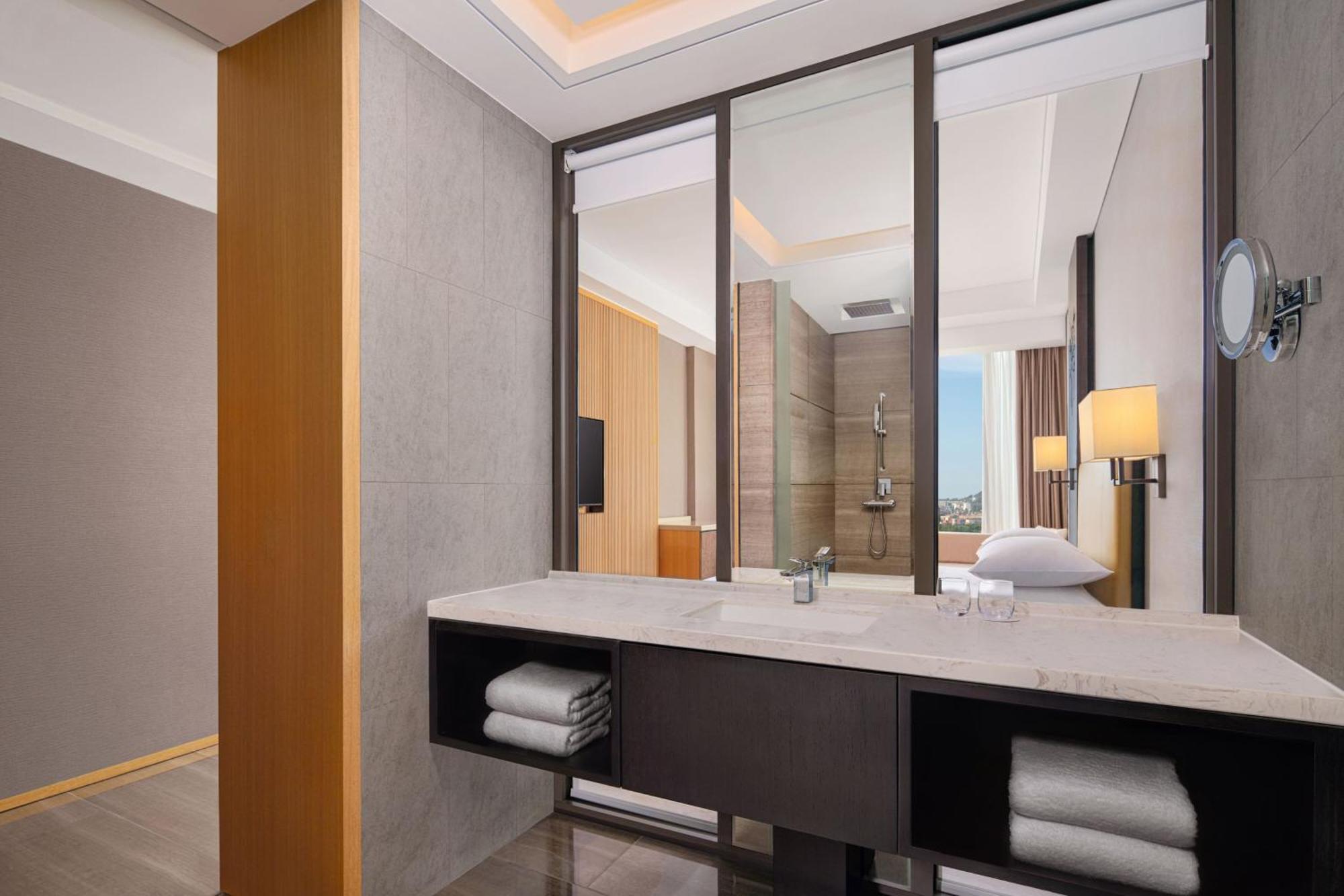 Batam Marriott Hotel Harbour Bay Nagoya Exterior foto